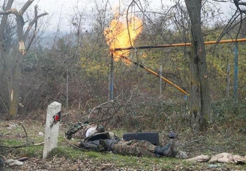 Azerbaycan ile Ermenistan arasında tansiyon yükseliyor Ruslar kışkırtıyor! Kelbecer'de silah sesleri...