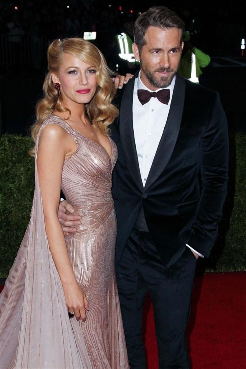 Ryan Reynolds'dan olay itiraf: Trende birlikte uyumak için...