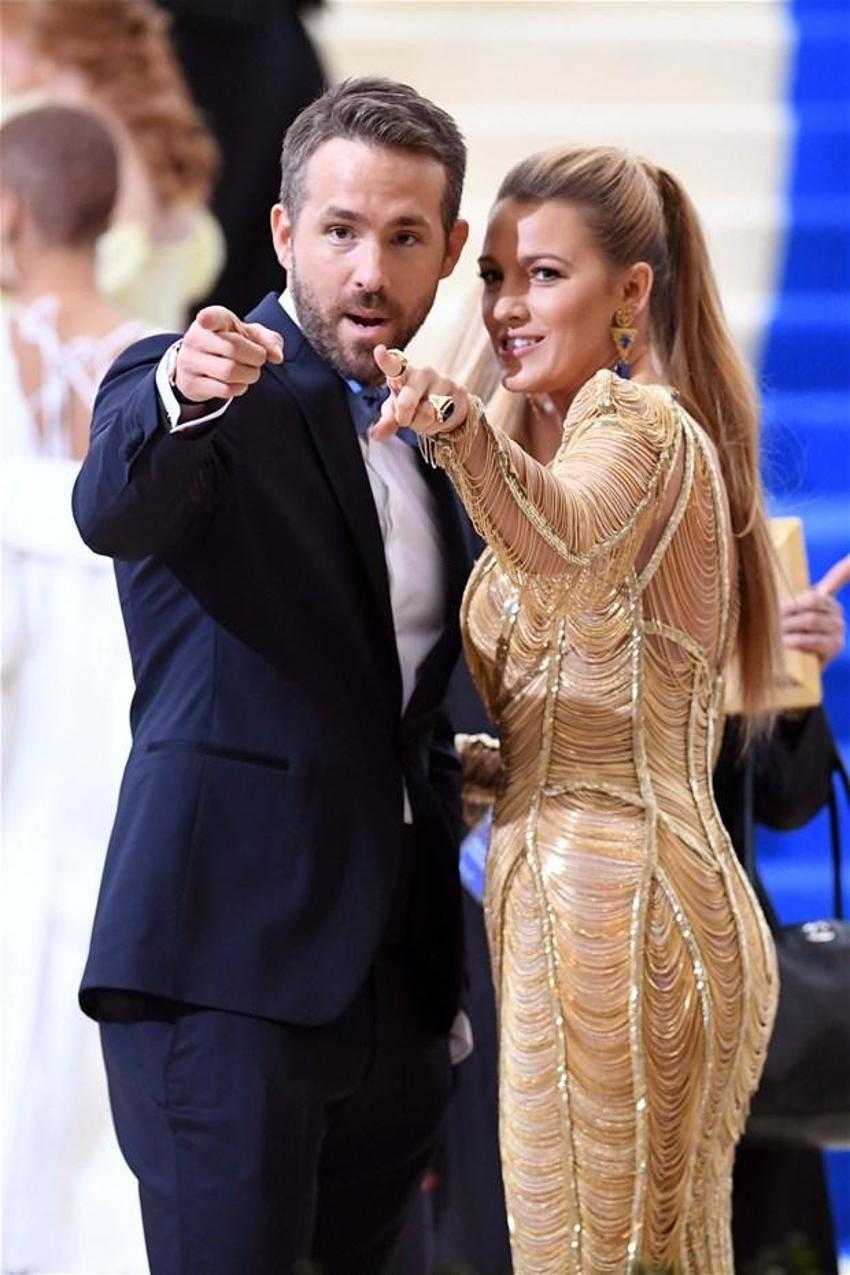 Ryan Reynolds'dan olay itiraf: Trende birlikte uyumak için...
