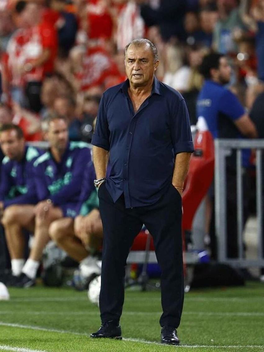 PSV Galatasaray maçı bitti Fatih Terim'i hedef tahtasına koydu! 'Psikolog değilim ama...'