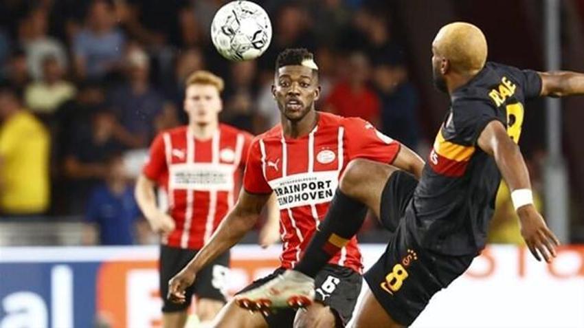 PSV Galatasaray maçı bitti Fatih Terim'i hedef tahtasına koydu! 'Psikolog değilim ama...'