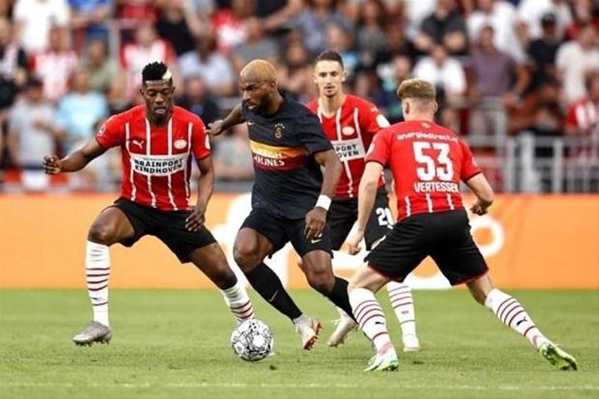 PSV Galatasaray maçından sonra Ahmet Çakar'dan Fatih Terim'e sert gönderme! 'Hollanda 4.lig takımı gibiydiniz'