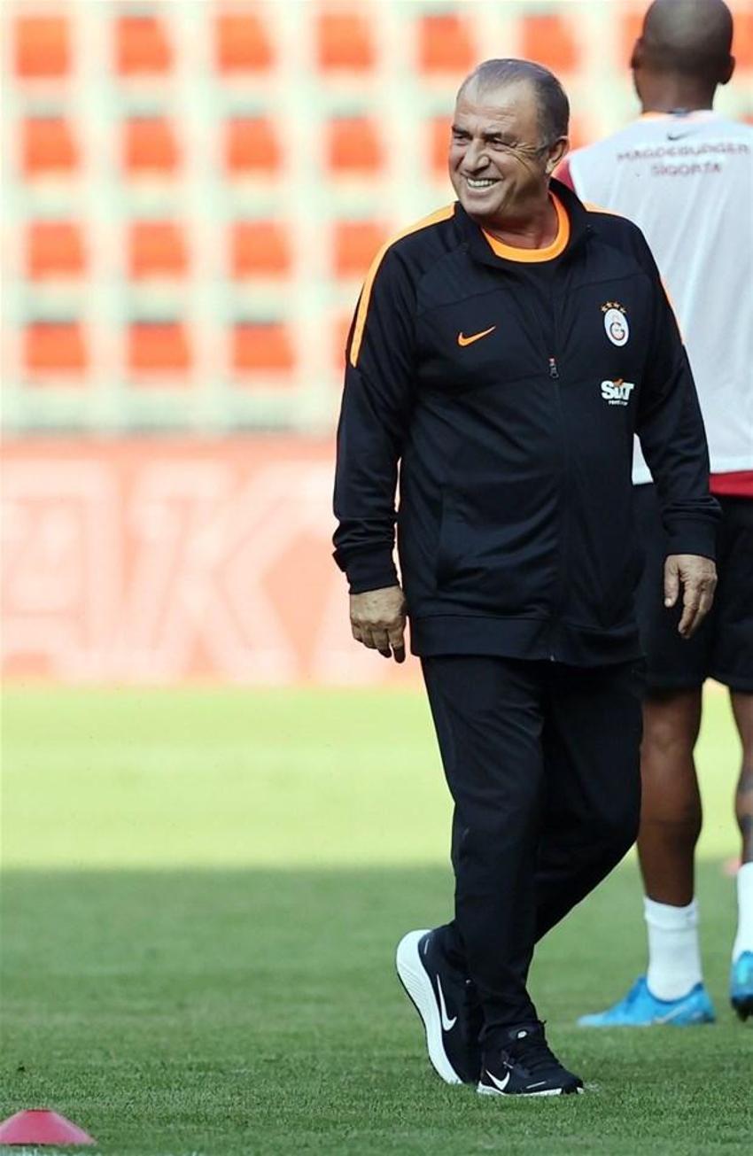 PSV - Galatasaray maçında kadrolar belli oldu! İlk 11'lerde sürpriz Mostafa Mohamed...