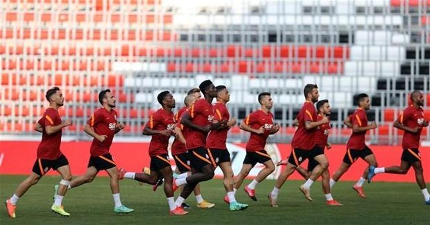 PSV - Galatasaray maçında kadrolar belli oldu! İlk 11'lerde sürpriz Mostafa Mohamed...