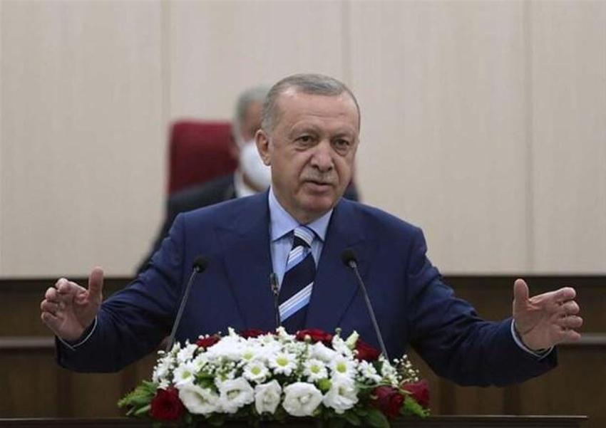 Kuzey Kıbrıs'a tarihi ziyaret Yunan basınını çıldırttı! Cumhurbaşkanı Erdoğan'ın Kapalı Maraş sözleri manşette...