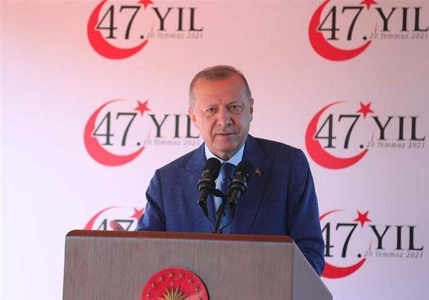 Kuzey Kıbrıs'a tarihi ziyaret Yunan basınını çıldırttı! Cumhurbaşkanı Erdoğan'ın Kapalı Maraş sözleri manşette...
