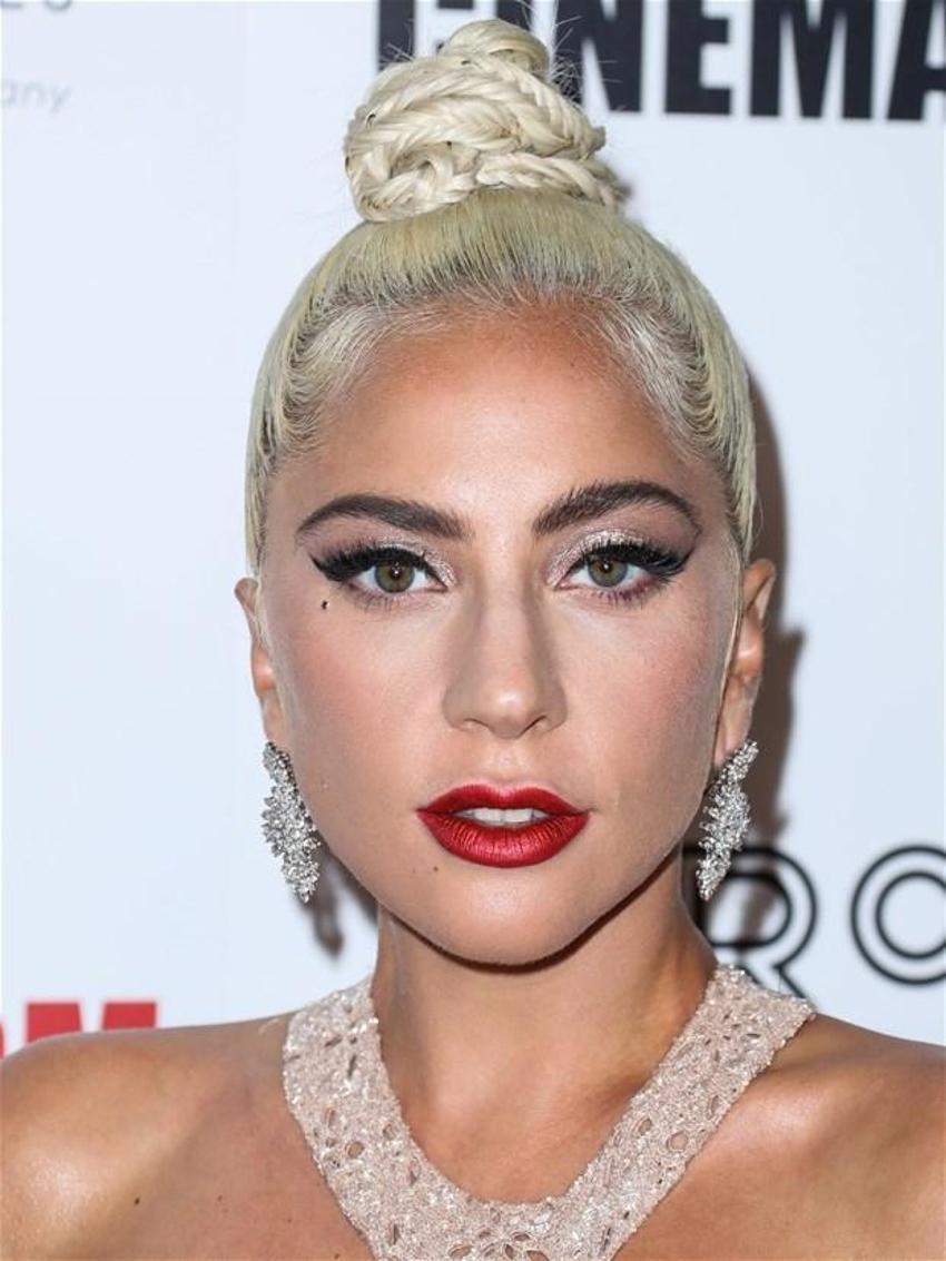 Lady Gaga'dan şaşırtan cinsel ilişki itirafı!