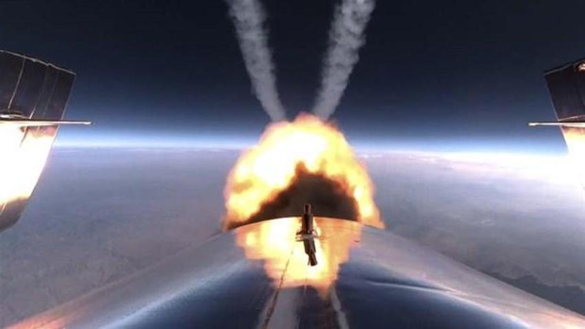 Virgin Galactic'in sahibi Richard Branson uzayda! Çığlık çığlığa Dünya’ya bakış...