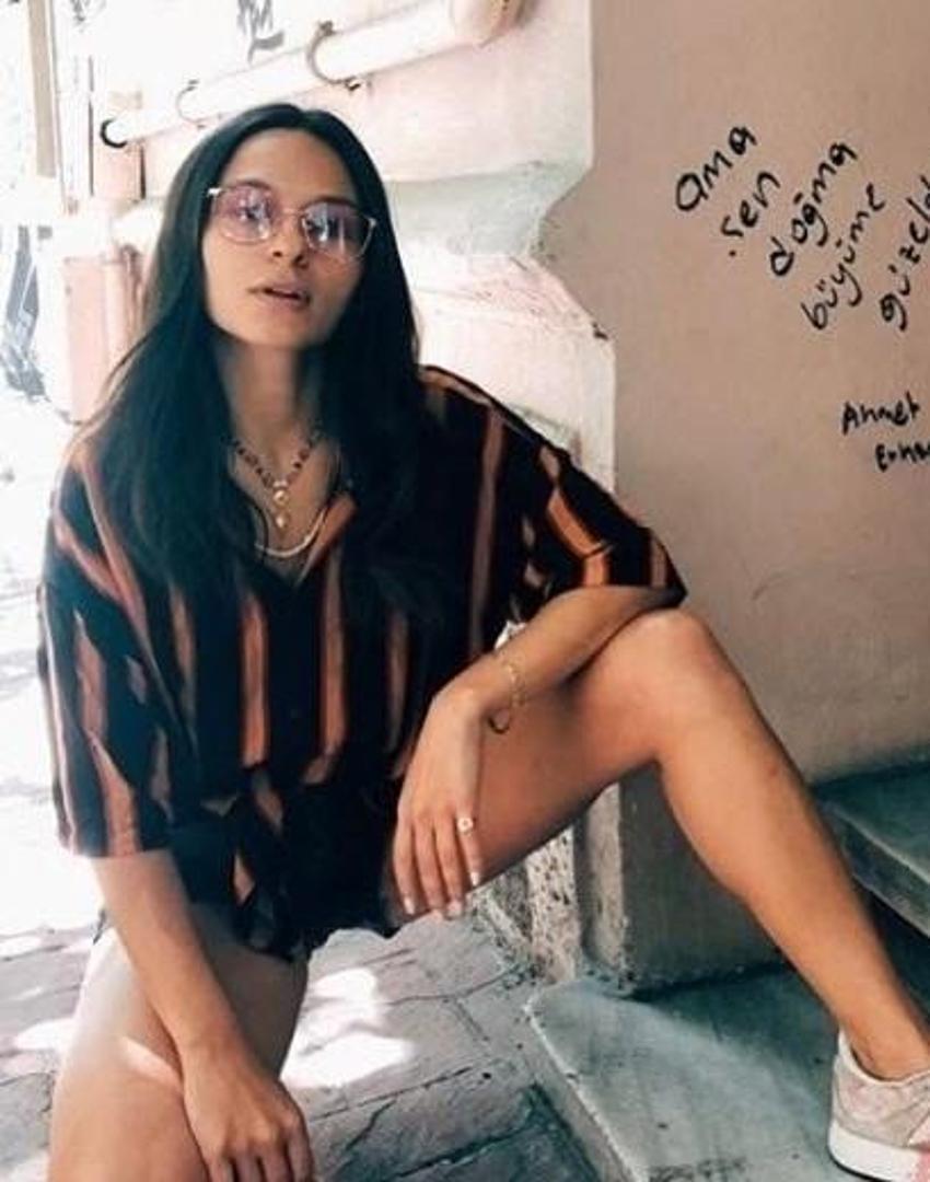 Selin Yeninci'nin dönüşü muhteşem oldu! Tatil pozu...