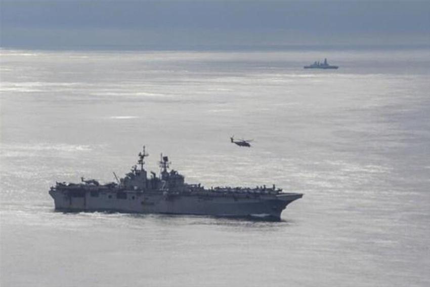 Havada tehlikeli gerginlik! Rus Su-30 jetleri ve ABD uçağını kovaladı...
