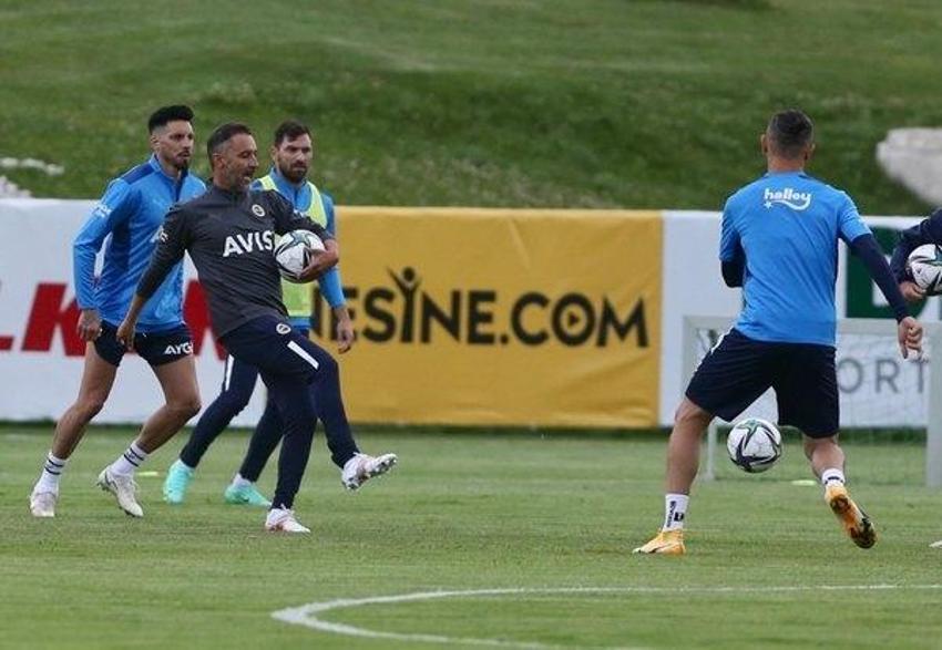 İstanbul'da özel görüşme! Fenerbahçe Aaron Boupendza bombasını patlattı!