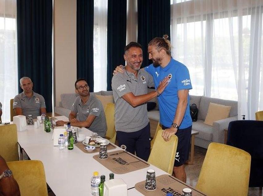 İstanbul'da özel görüşme! Fenerbahçe Aaron Boupendza bombasını patlattı!