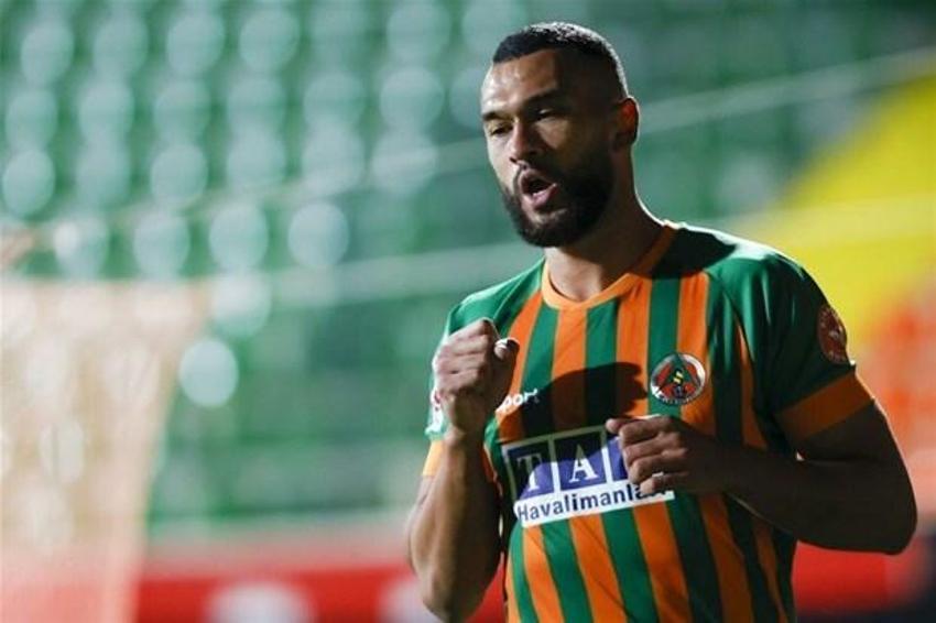 Süper Lig'de 70 transfer bombası! Galatasaray, Fenerbahçe, Beşiktaş istedi Hatay FaceTime'dan işi bitirdi