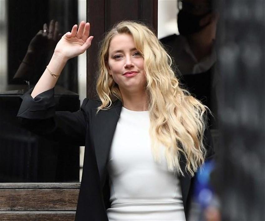 Amber Heard müjdeli haberi paylaştı!