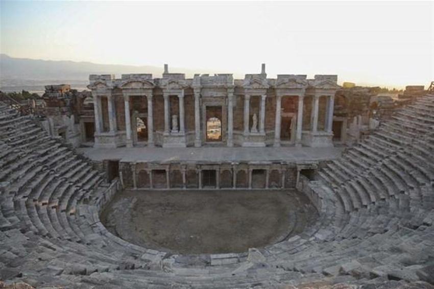 Pamukkale'deki Hierapolis Antik Kenti'nde bulunan "Cehennem Kapısı"nın gizemi çözüldü!