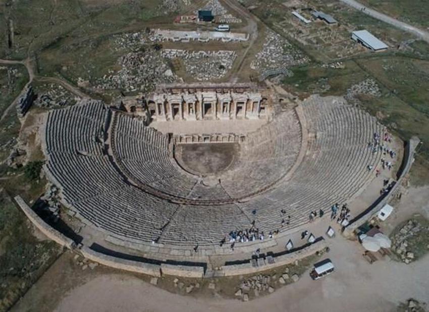 Pamukkale'deki Hierapolis Antik Kenti'nde bulunan "Cehennem Kapısı"nın gizemi çözüldü!