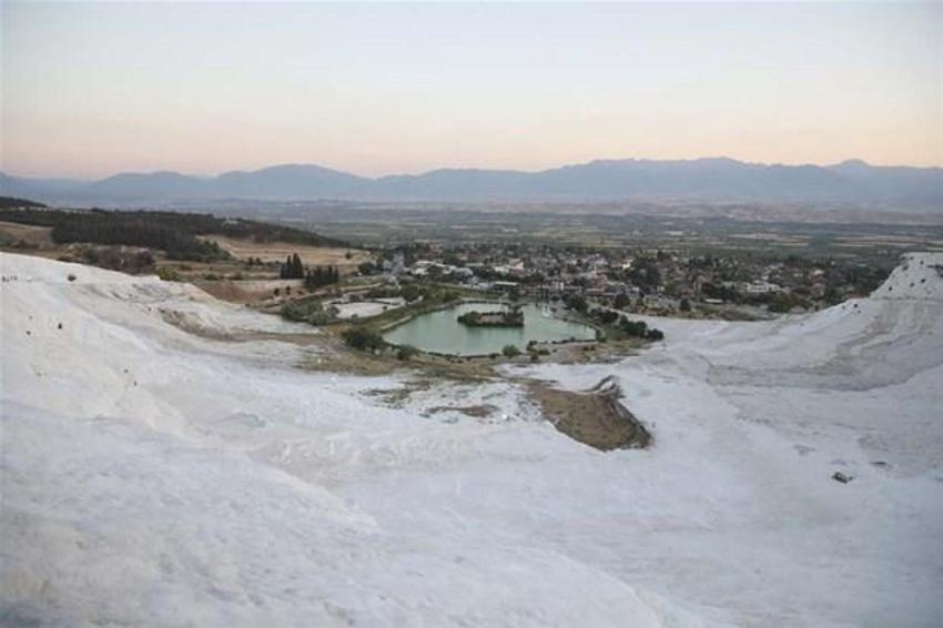 Pamukkale'deki Hierapolis Antik Kenti'nde bulunan "Cehennem Kapısı"nın gizemi çözüldü!