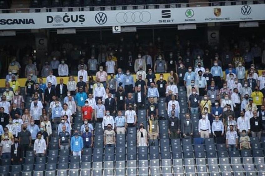 Kongreye Vefa Küçük damgası! "Valla yatsı namazını bulacağız"