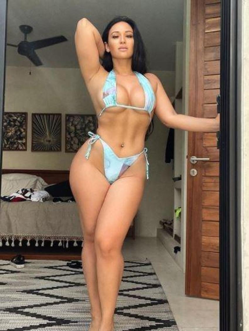 Laura Ivette kendini aştı! Gören şok oldu