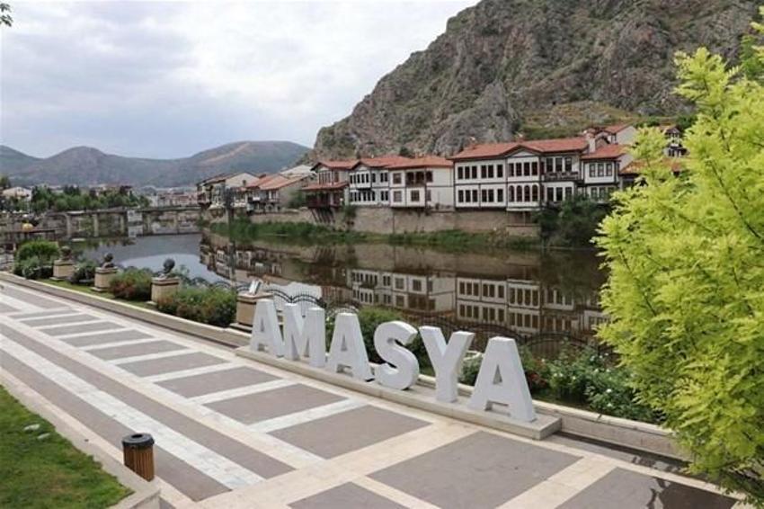 Koronavirüs tablosunda il il kritik son durum! Tam açılma derken 29 ilde kırmızı alarm...