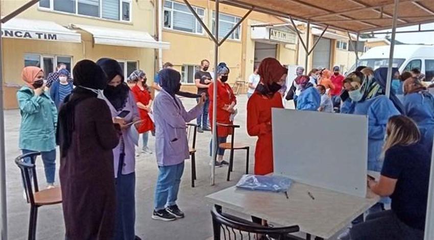 Koronavirüs tablosunda il il kritik son durum! Tam açılma derken 29 ilde kırmızı alarm...