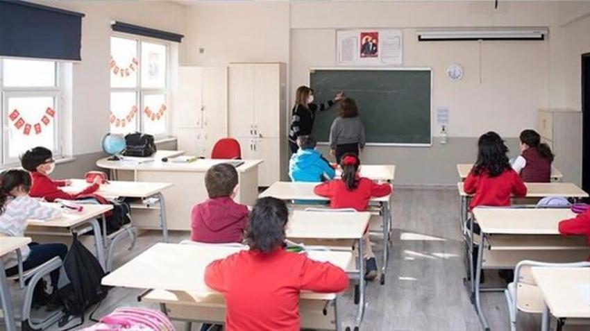 MEB resmen duyurdu! Bugün başladı, 18 milyon öğrenci...
