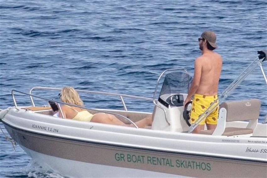 Kate Hudson sevgilisiyle Yunan sahillerinde!