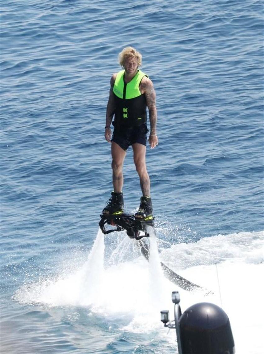 Loris Karius fena yakalandı! Fotoğraflar sızınca açıklama yapmak zorunda kaldı...
