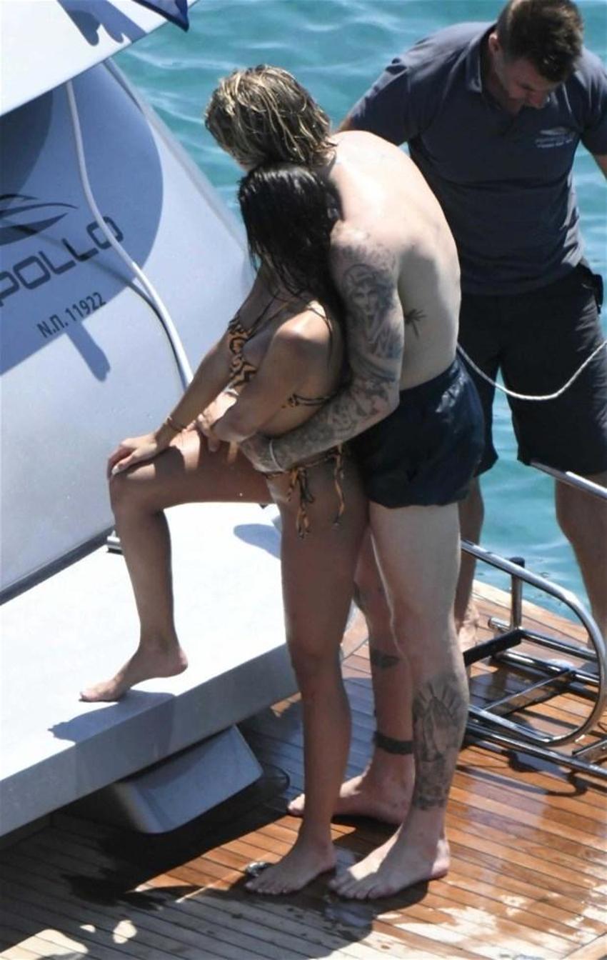 Loris Karius fena yakalandı! Fotoğraflar sızınca açıklama yapmak zorunda kaldı...