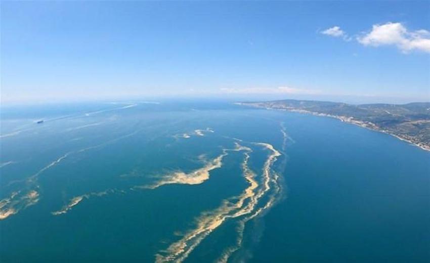Marmara'da şaşırtan değişim! İstanbul’daki müsilaj uzaydan görüntülendi...