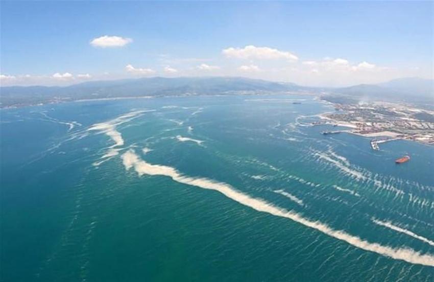 Marmara'da şaşırtan değişim! İstanbul’daki müsilaj uzaydan görüntülendi...