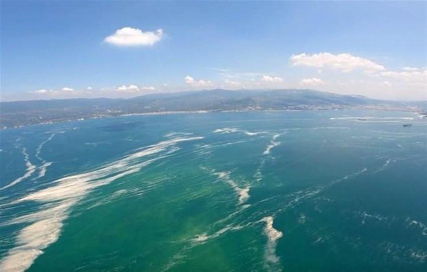 Marmara'da şaşırtan değişim! İstanbul’daki müsilaj uzaydan görüntülendi...