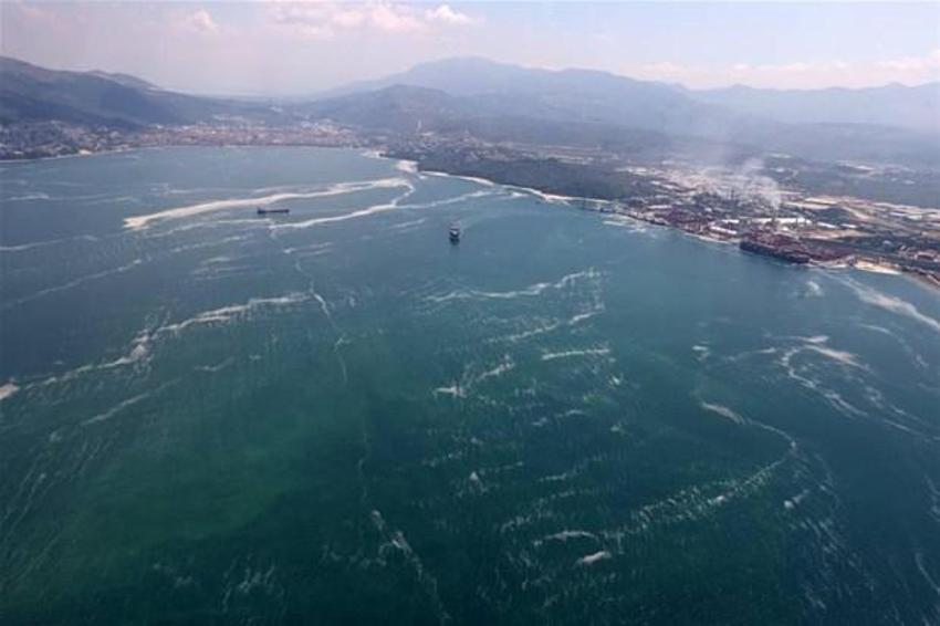 Marmara'da şaşırtan değişim! İstanbul’daki müsilaj uzaydan görüntülendi...