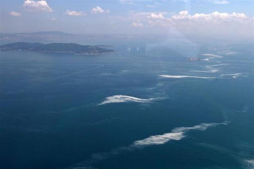 Marmara'da şaşırtan değişim! İstanbul’daki müsilaj uzaydan görüntülendi...