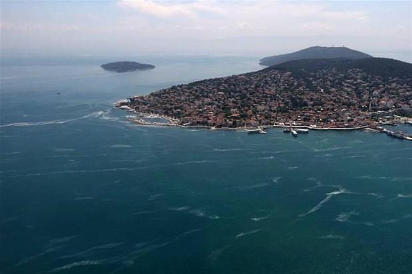Marmara'da şaşırtan değişim! İstanbul’daki müsilaj uzaydan görüntülendi...