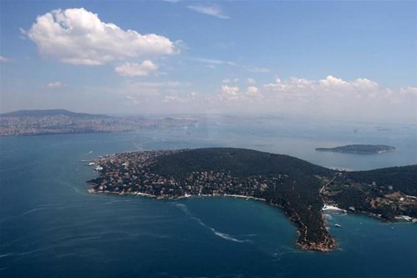Marmara'da şaşırtan değişim! İstanbul’daki müsilaj uzaydan görüntülendi...