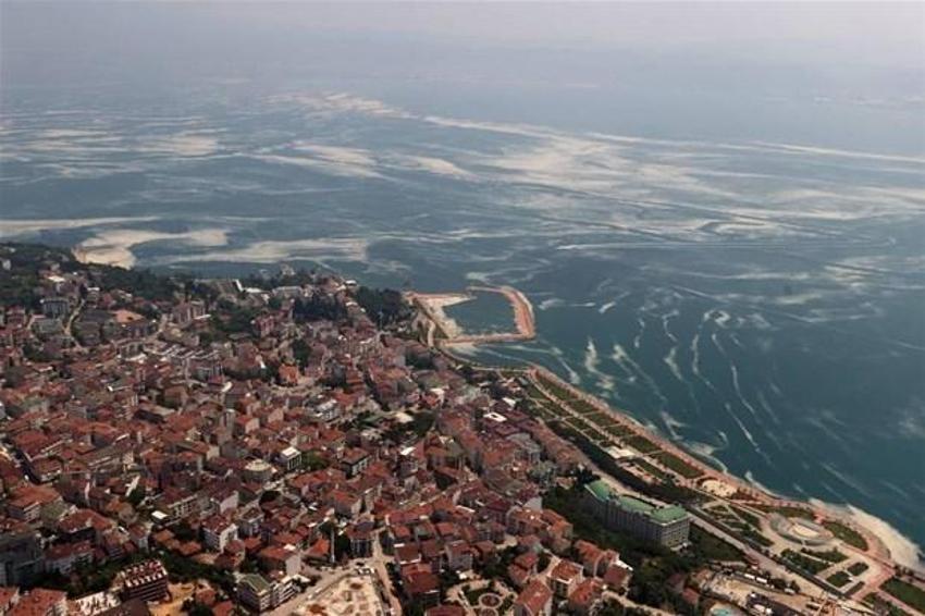 Marmara'da şaşırtan değişim! İstanbul’daki müsilaj uzaydan görüntülendi...