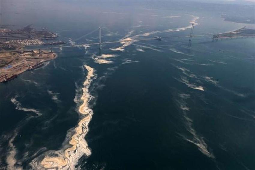 Marmara'da şaşırtan değişim! İstanbul’daki müsilaj uzaydan görüntülendi...