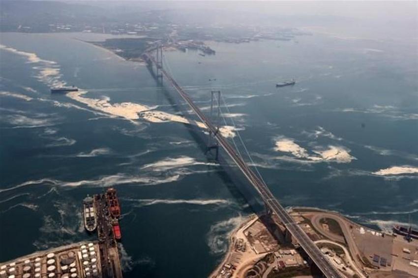 Marmara'da şaşırtan değişim! İstanbul’daki müsilaj uzaydan görüntülendi...