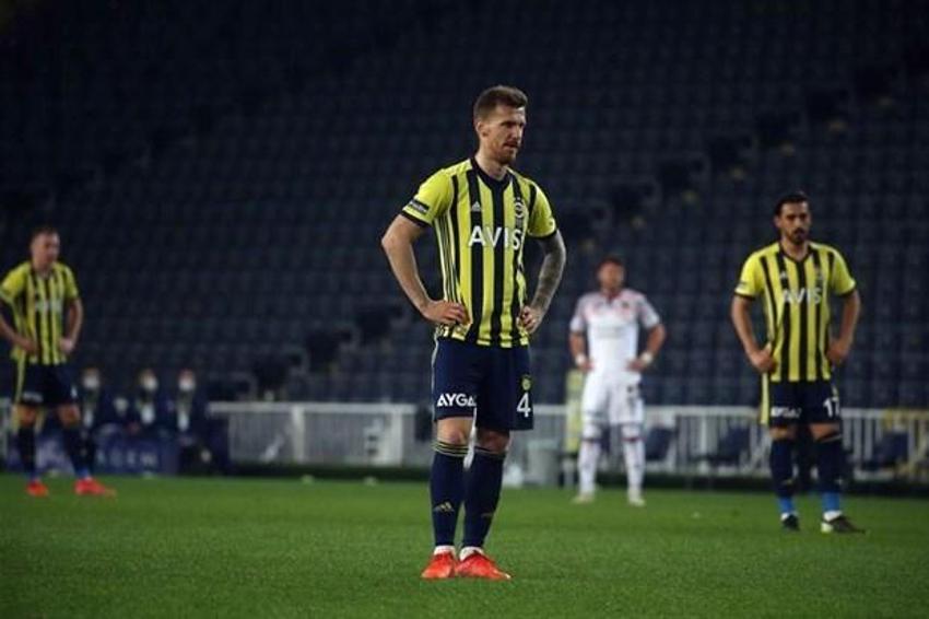 Balotelli, Diego Costa derken Adana Demirspor Serdar Aziz'i transfer ediyor