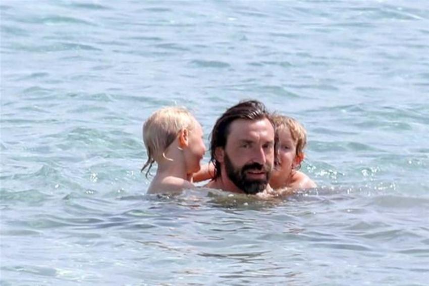 Antonio Conte, çıplak kadını görünce şaşkına döndü!