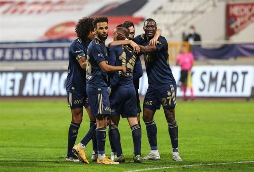 Bielsa, Fonseca, Villas Boas, Nuno Santo, Benitez derken Fenerbahçe Favre ile masaya oturdu