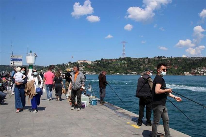Hafta içi hafta sonu sokağa çıkma yasaklarıyla ilgili son dakika gelişmesi! Saatler değişiyor... Müjde geldi! Tarih belli oldu