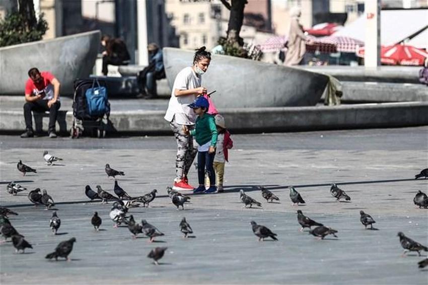 Hafta içi hafta sonu sokağa çıkma yasaklarıyla ilgili son dakika gelişmesi! Saatler değişiyor... Müjde geldi! Tarih belli oldu