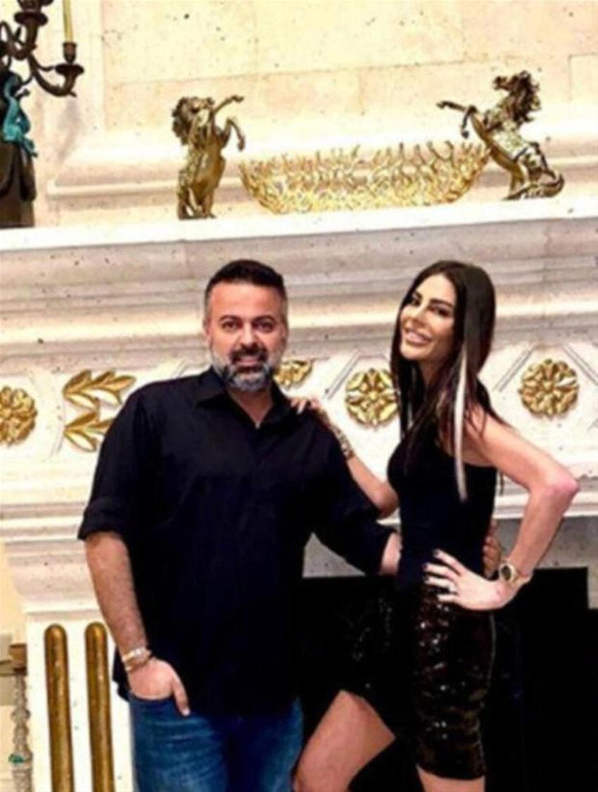 Süreyya Yalçın eriyor! Ev kombini dikkat çekti...