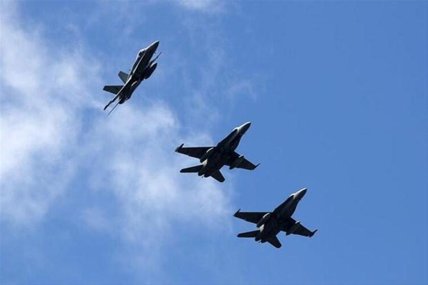 Yunanistan'a kritik ziyaret! Atina'da panik: Türk savaş uçakları...