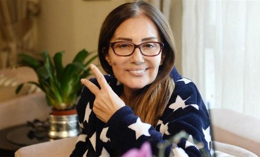 Yeşilçam'ın gamzeli güzeli Bahar Öztan itiraf etti! 'Kadir İnanır’a âşıktım'