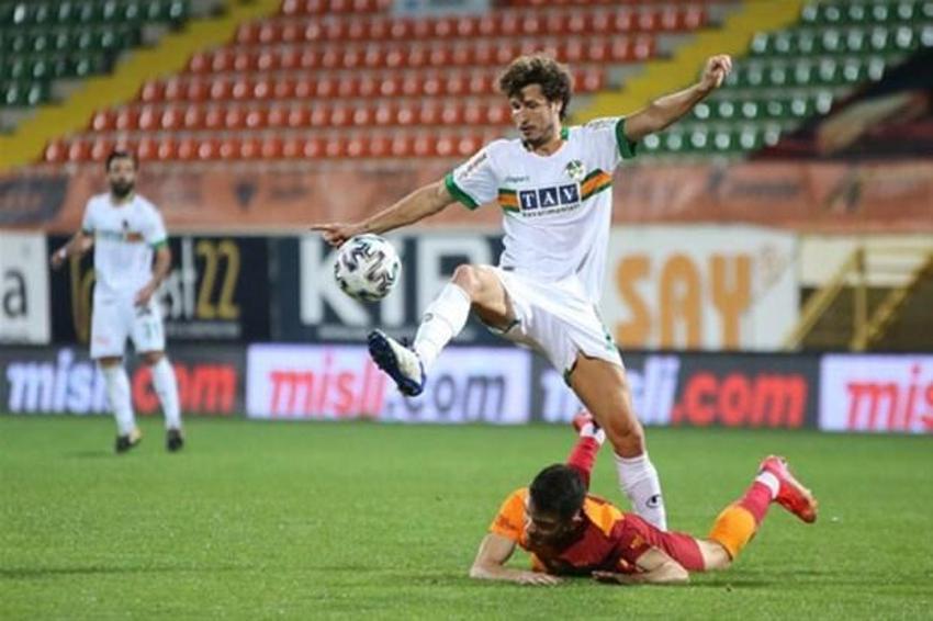 Senelik 8 milyon TL kazanacak! Salih Uçan Beşikaş'ta