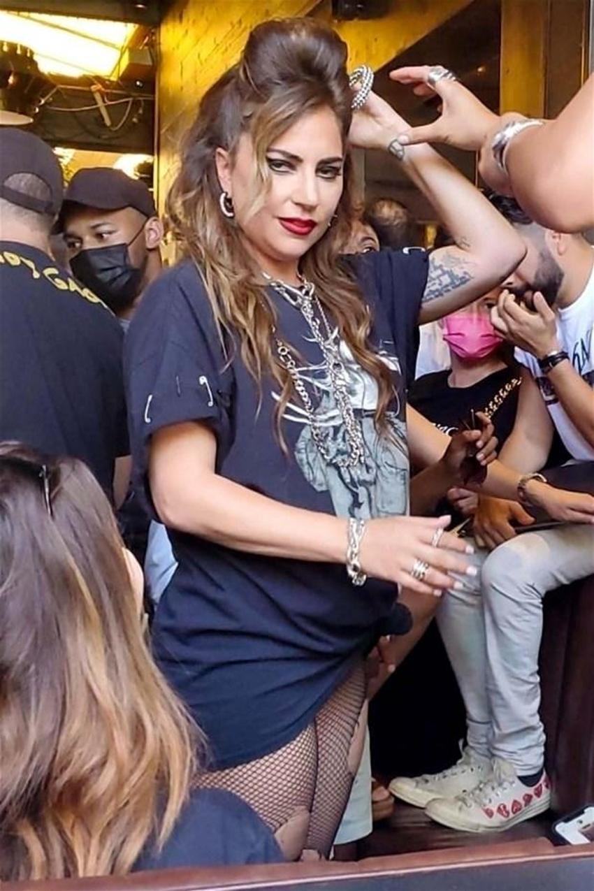 Lady Gaga'yı gören bir daha baktı!
