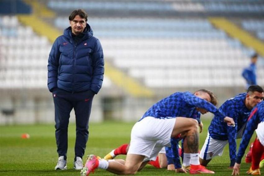 Fenerbahçe'nin yeni teknik direktörü belli oldu! Dalic, Favre ve Labaddia ile masaya oturuldu